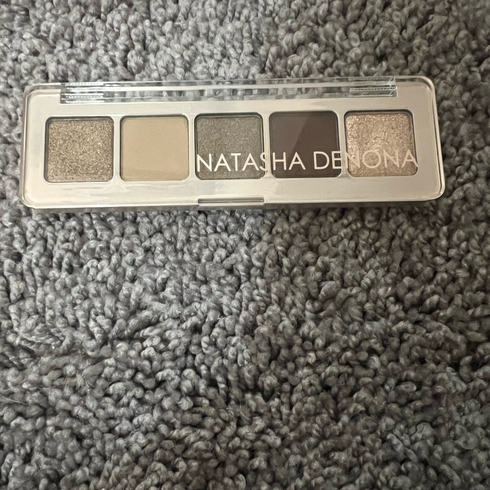 Natasha Denona mini glam eye shadow palate